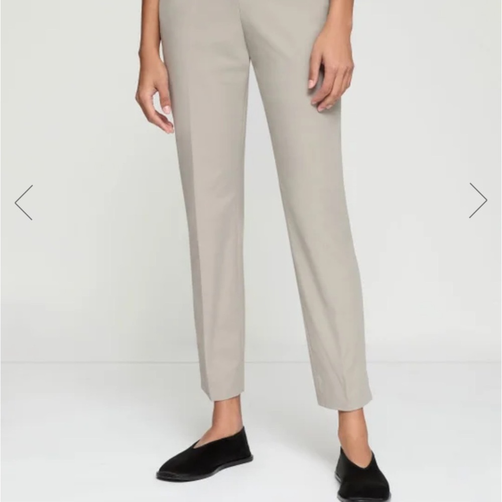Lafayette 148 New York Women's Cropped Pants in Light Tan